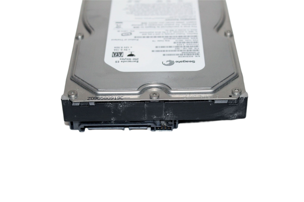 250GB Seagate HDD 3,5" Festplatte 16MB Cache SATA 3,5" intern ST3250620NS 7200U/min